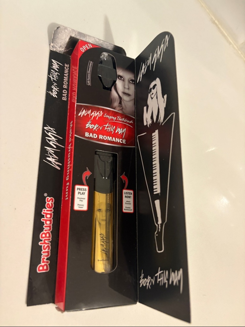 Hotlady Gaga Singing toothbrush size 0S - Picture 2 of 5